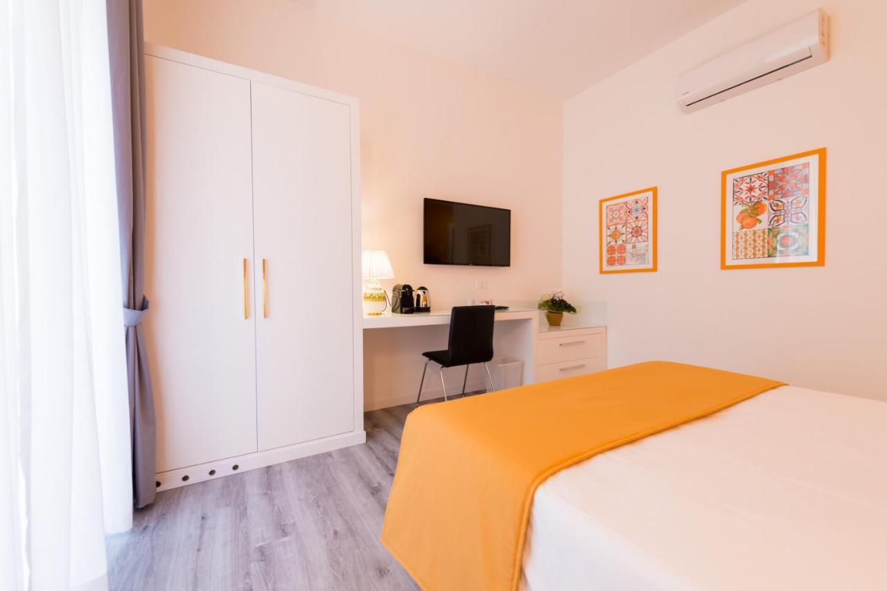 Napoliving Hotel Екстериор снимка